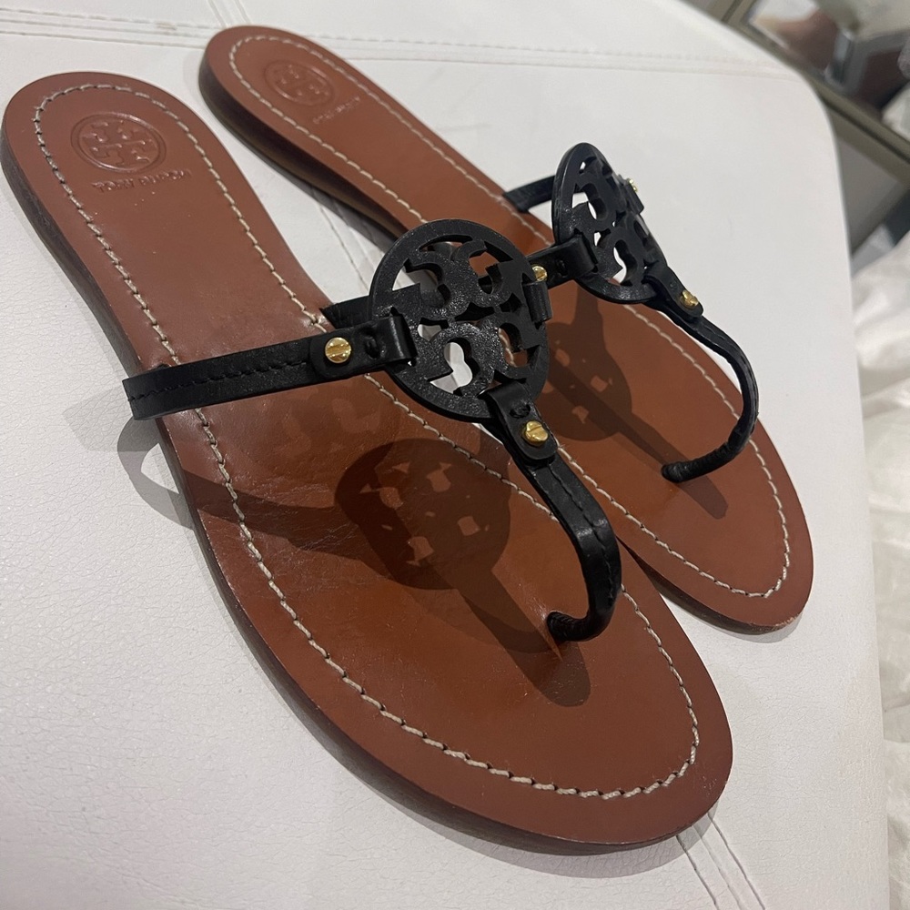 Tory burch sandals
